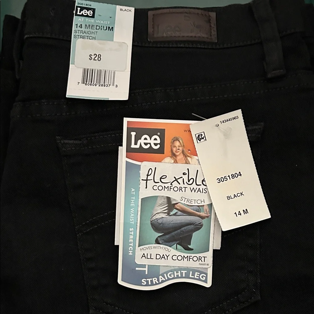 Lee Women's Black Straight Leg Jeans - Picture 1 of 4